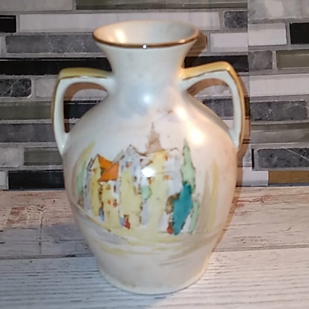 Vintage H&K Tunstall England 🇬🇧 Noramdy vase